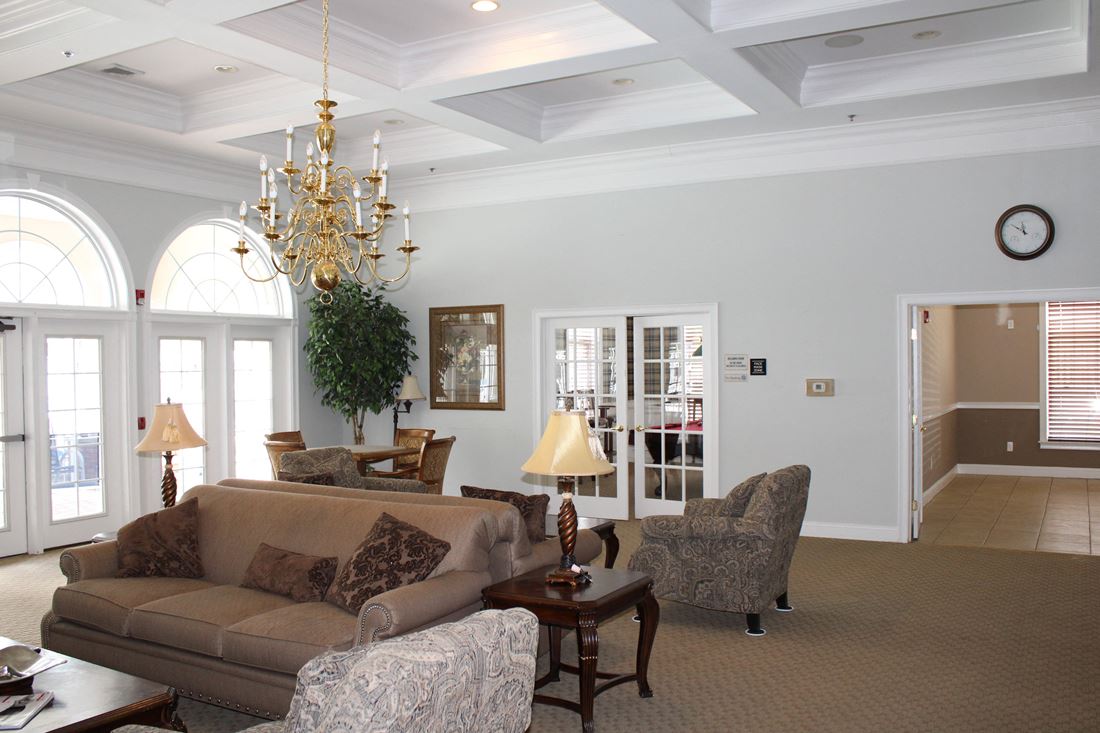 The Club At Autumn Ridge Apartments photo